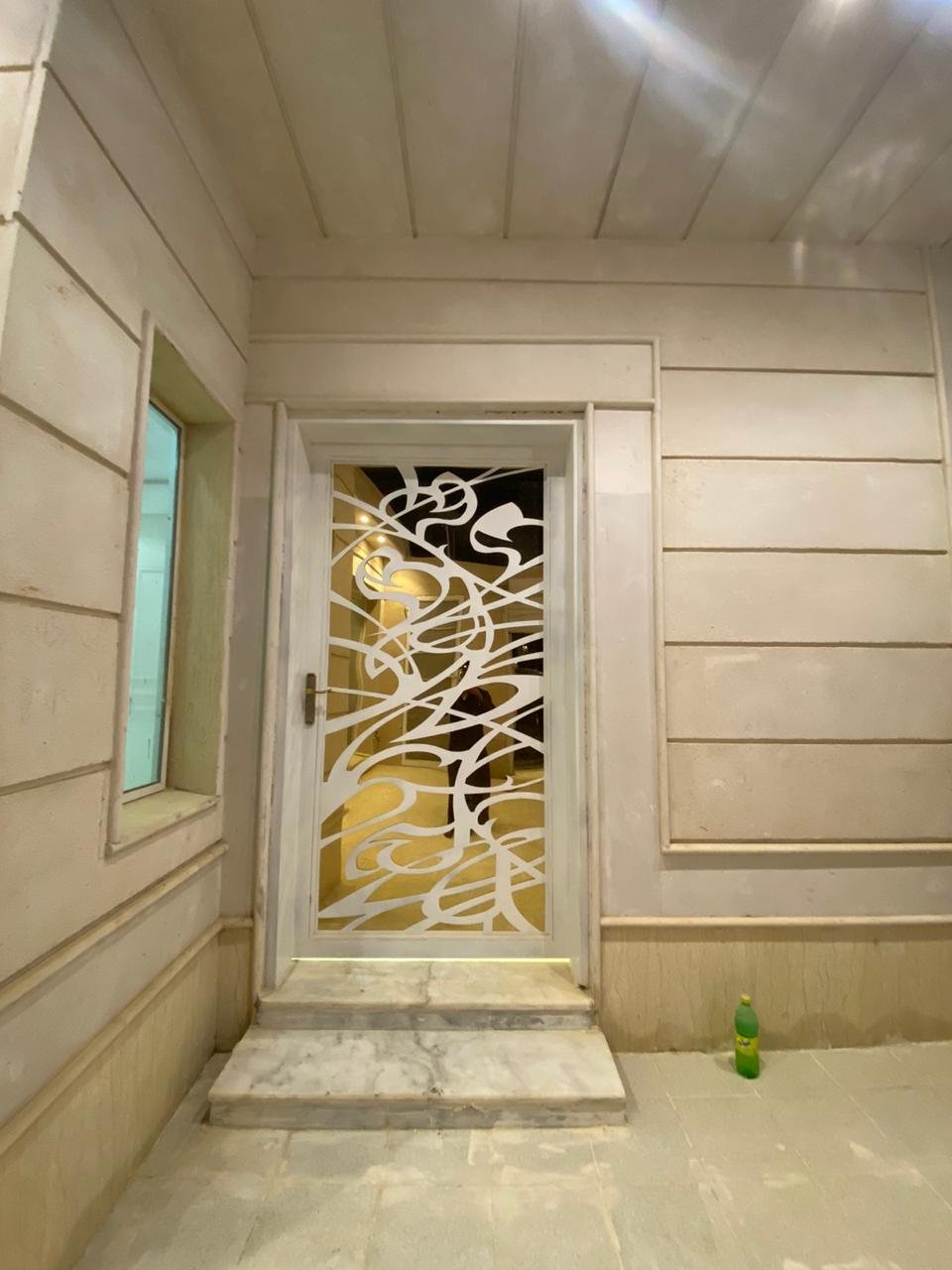 فله دور و عدد 3 شقق