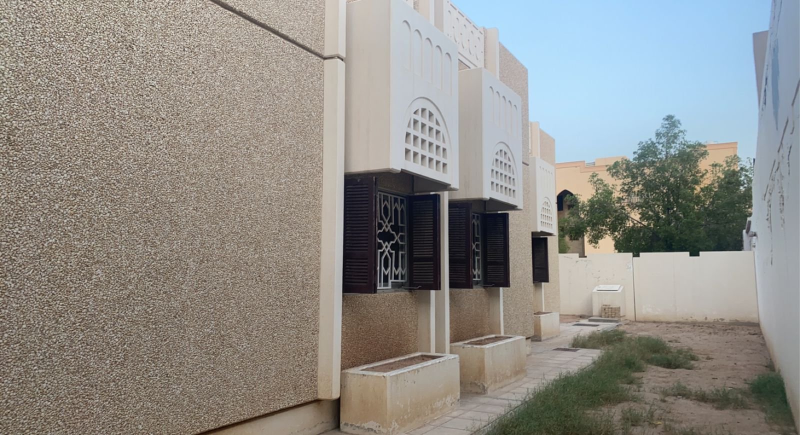 فيلا دور وملحق علوي في اسكان الجزيرة بالرياض