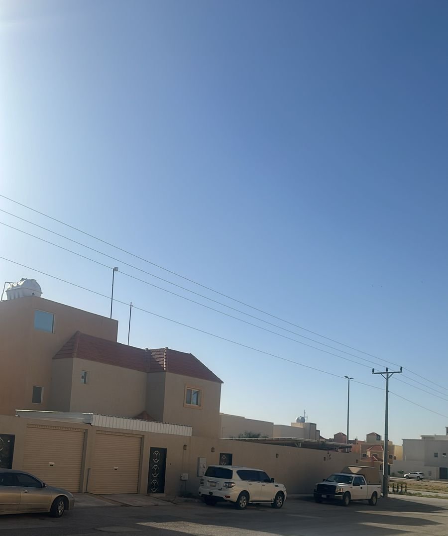 للبيع فيلا زاوية بالمذنب حي الخزامى